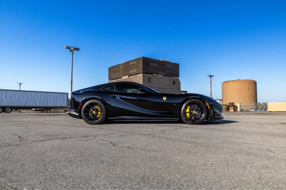 2019 Ferrari 812 Superfast - Image 7 of 20