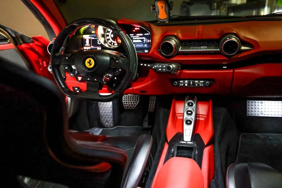 2019 Ferrari 812 Superfast - Image 9 of 20