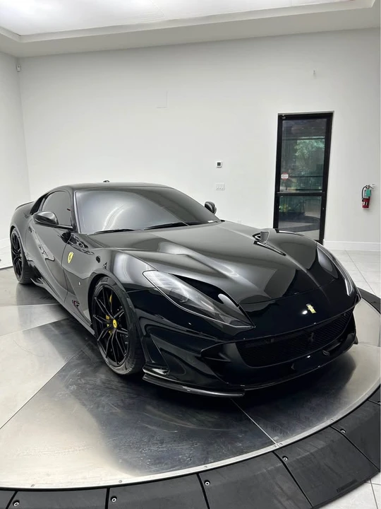 2019 Ferrari 812 Superfast - Image 2 of 16