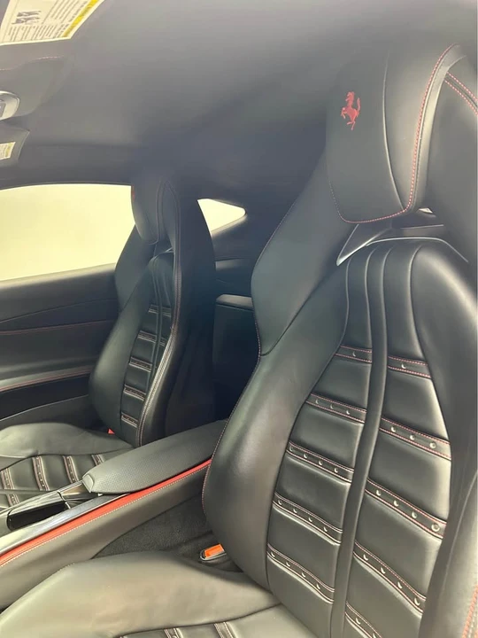 2019 Ferrari 812 Superfast - Image 10 of 16