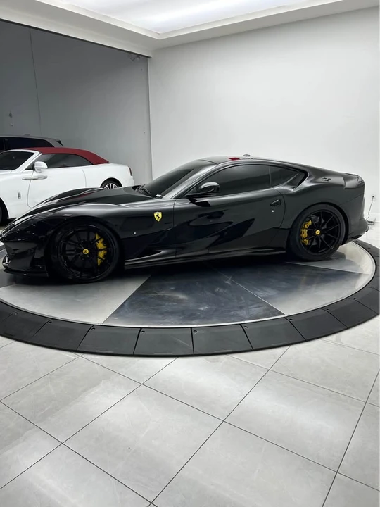 2019 Ferrari 812 Superfast - Image 8 of 16