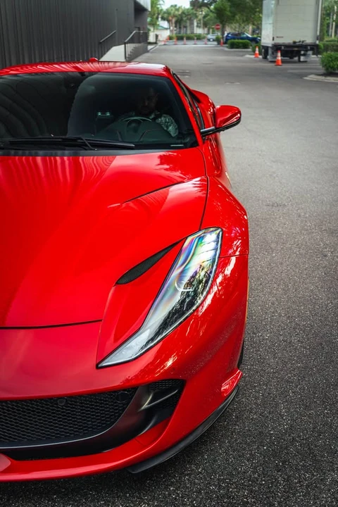 2019 Ferrari 812 Superfast - Image 6 of 14