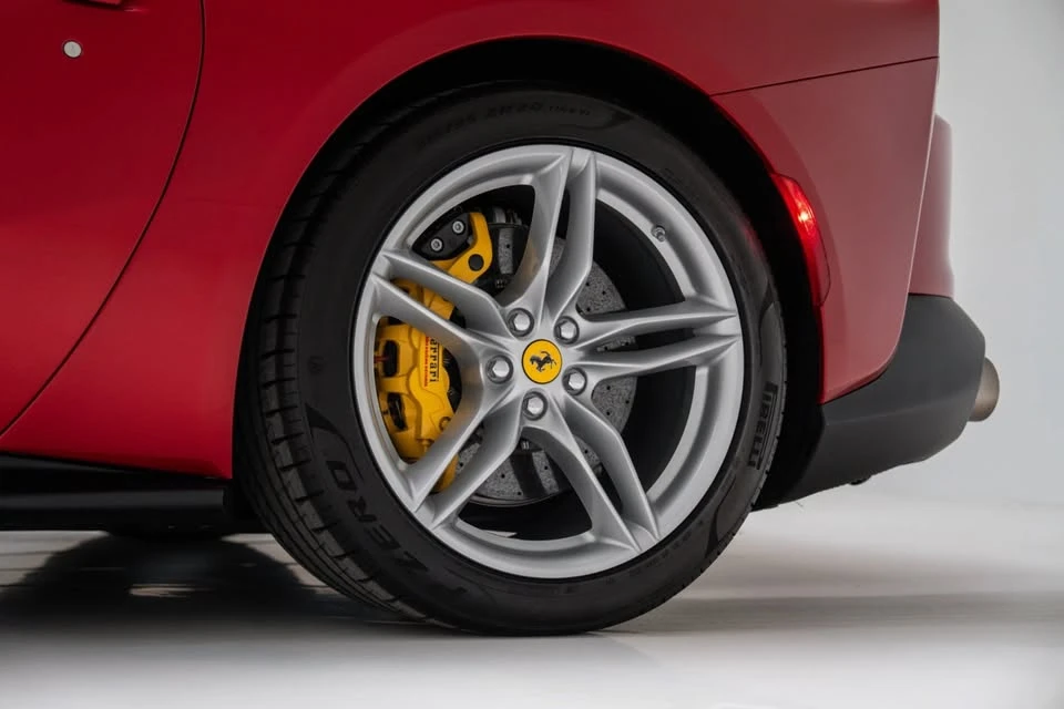 2019 Ferrari 812 Superfast - Image 9 of 20