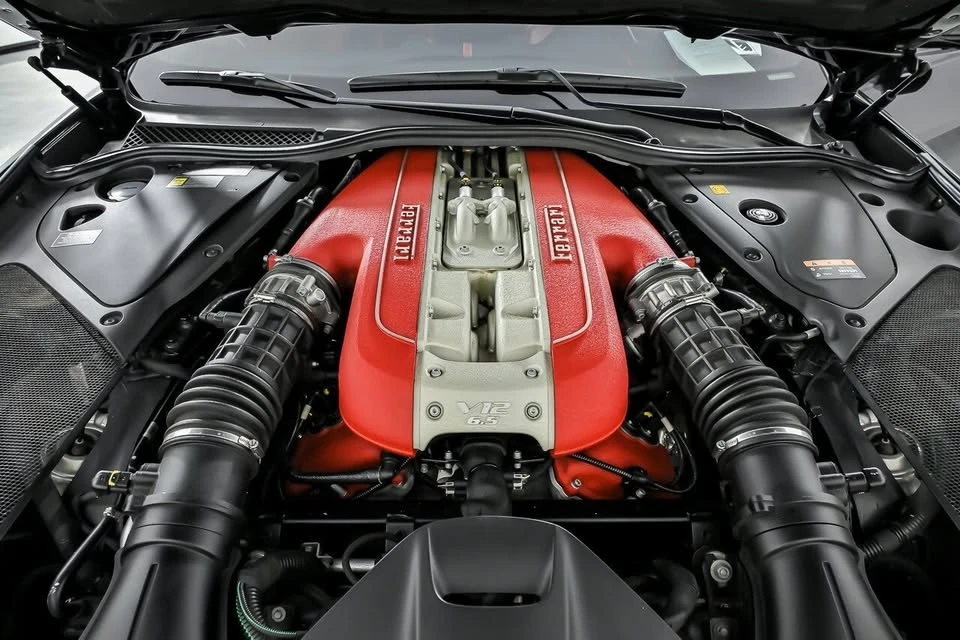 2019 Ferrari 812 Superfast - Image 17 of 20