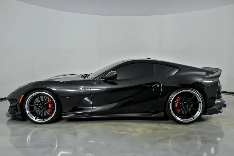 2019 Ferrari 812 Superfast - Image 8 of 20