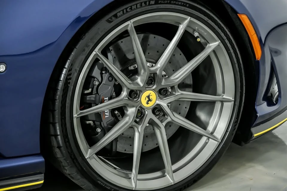 2019 Ferrari 812 Superfast - Image 17 of 20