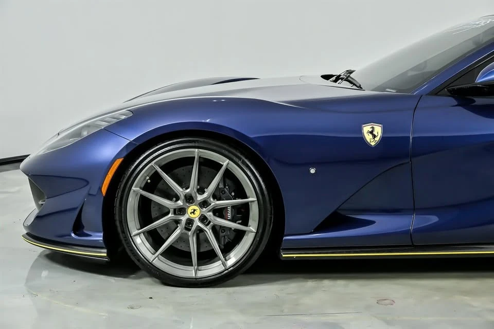 2019 Ferrari 812 Superfast - Image 7 of 20