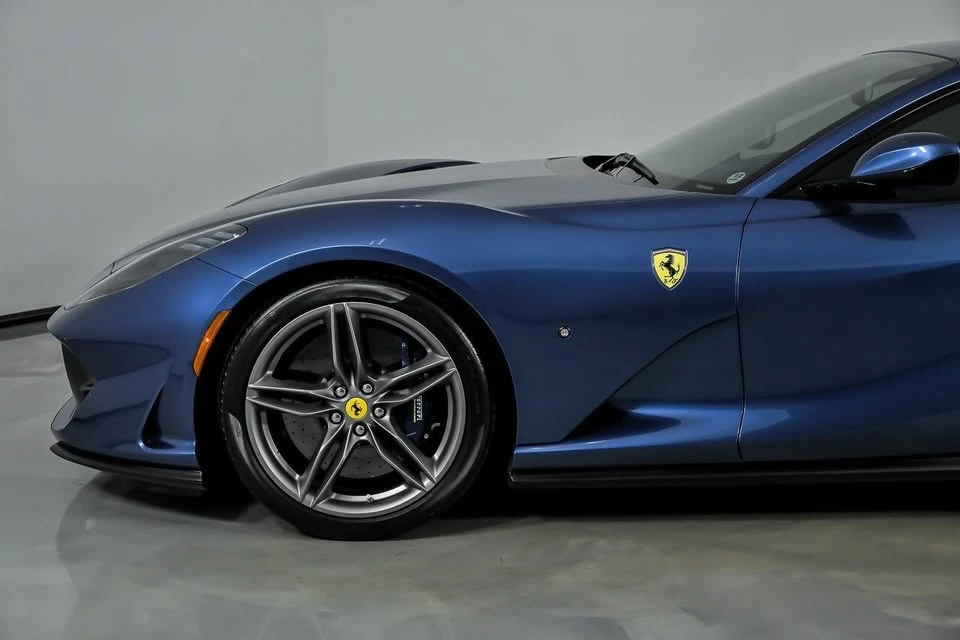 2019 Ferrari 812 Superfast - Image 7 of 20
