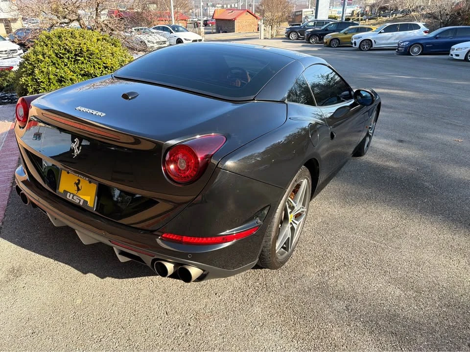 2019 Ferrari California - Image 6 of 7