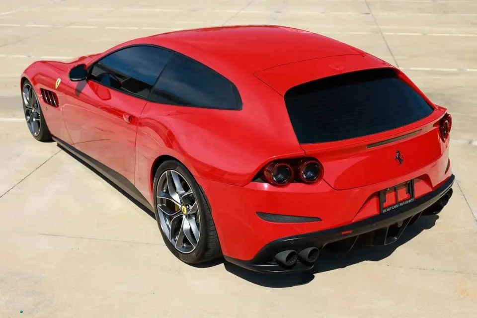 2019 Ferrari - Image 10 of 14