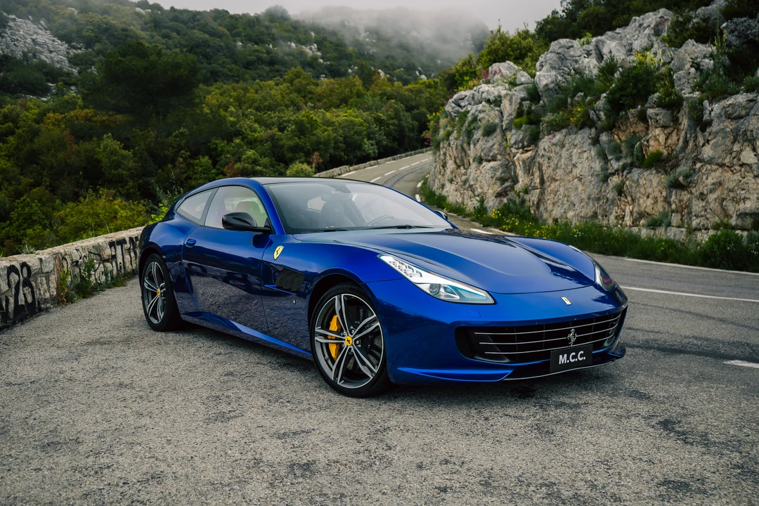2019 Ferrari GTC4Lusso - Image 3 of 12