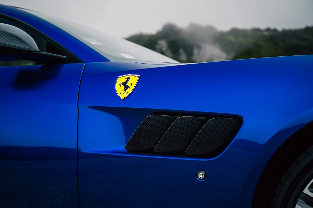 2019 Ferrari GTC4Lusso - Image 7 of 12