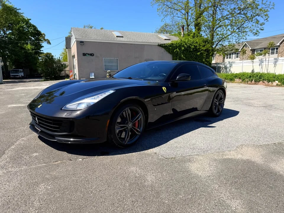 2019 Ferrari GTC4Lusso - Image 9 of 20