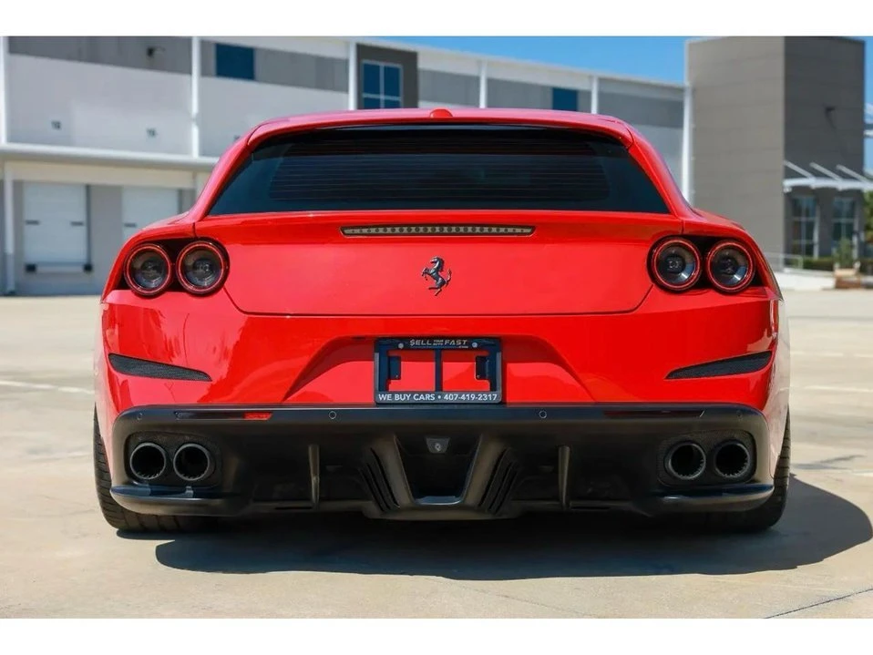2019 Ferrari GTC4Lusso - Image 8 of 19
