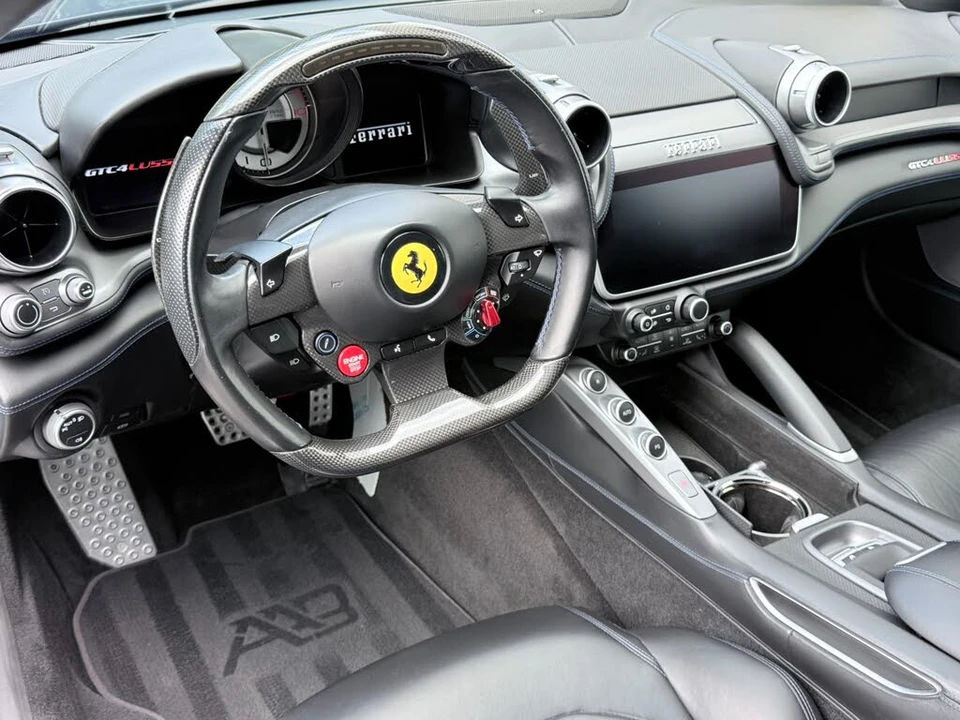 2019 Ferrari GTC4Lusso - Image 19 of 31