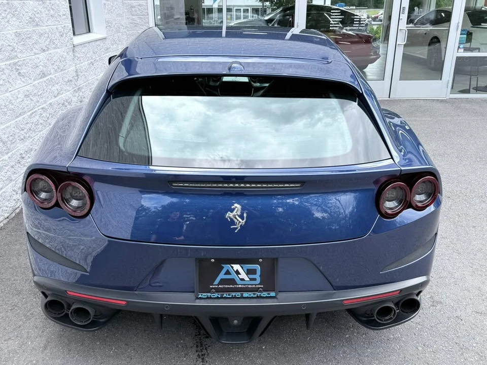 2019 Ferrari GTC4Lusso - Image 24 of 31