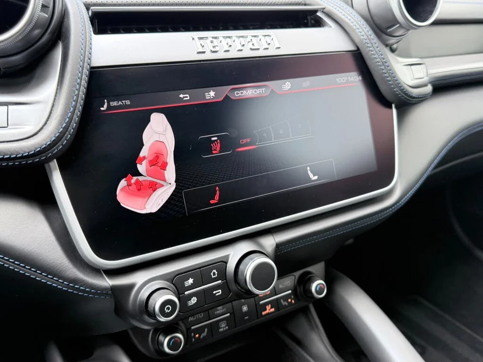 2019 Ferrari GTC4Lusso - Image 12 of 31