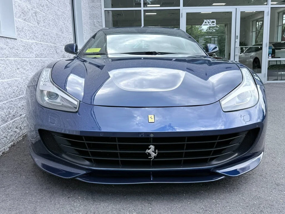 2019 Ferrari GTC4Lusso - Image 8 of 31