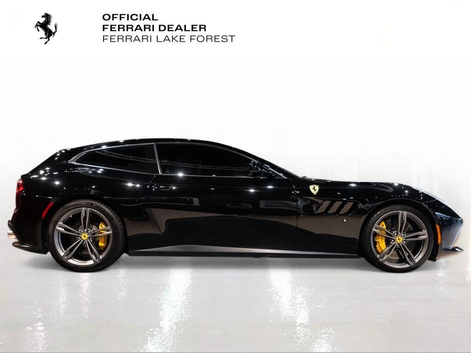 2019 Ferrari GTC4Lusso - Image 9 of 31