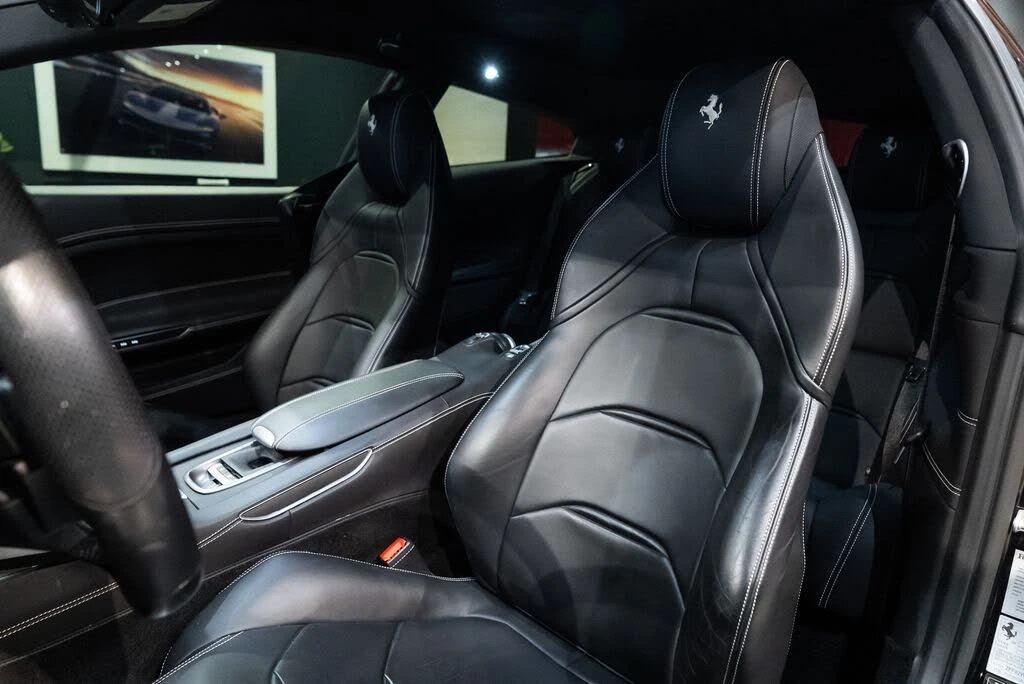 2019 Ferrari GTC4Lusso - Image 4 of 31