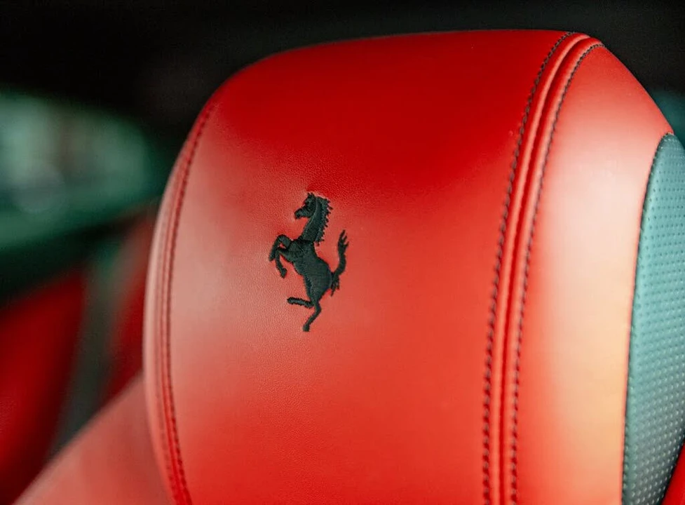 2019 Ferrari GTC4Lusso - Image 21 of 31