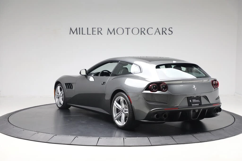2019 Ferrari GTC4Lusso - Image 6 of 25
