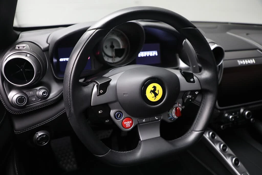 2019 Ferrari GTC4Lusso - Image 22 of 25