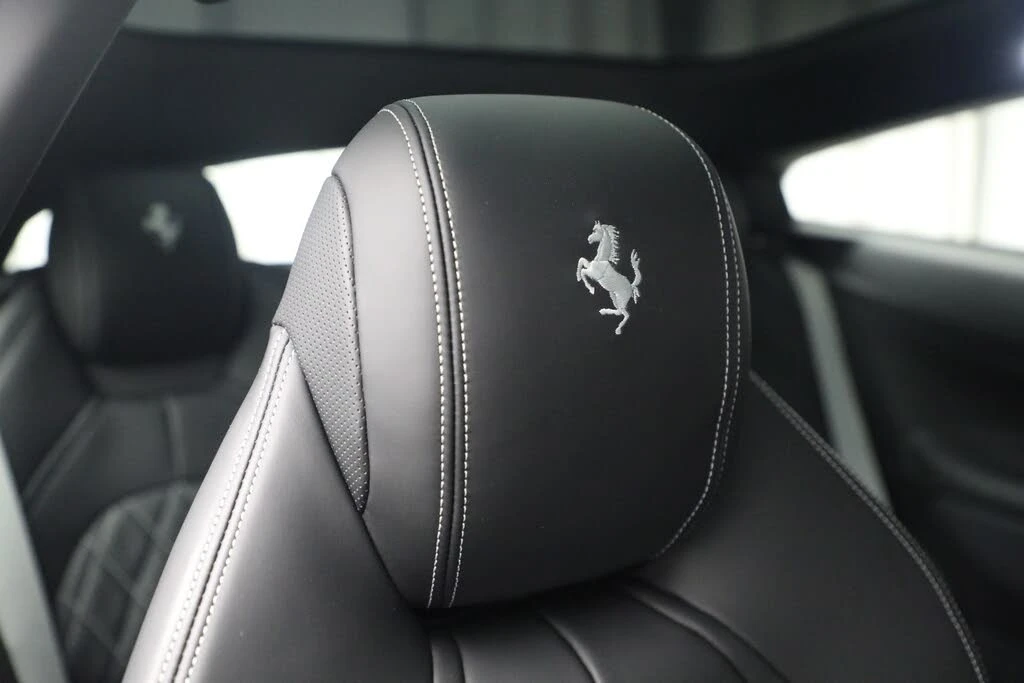 2019 Ferrari GTC4Lusso - Image 24 of 25