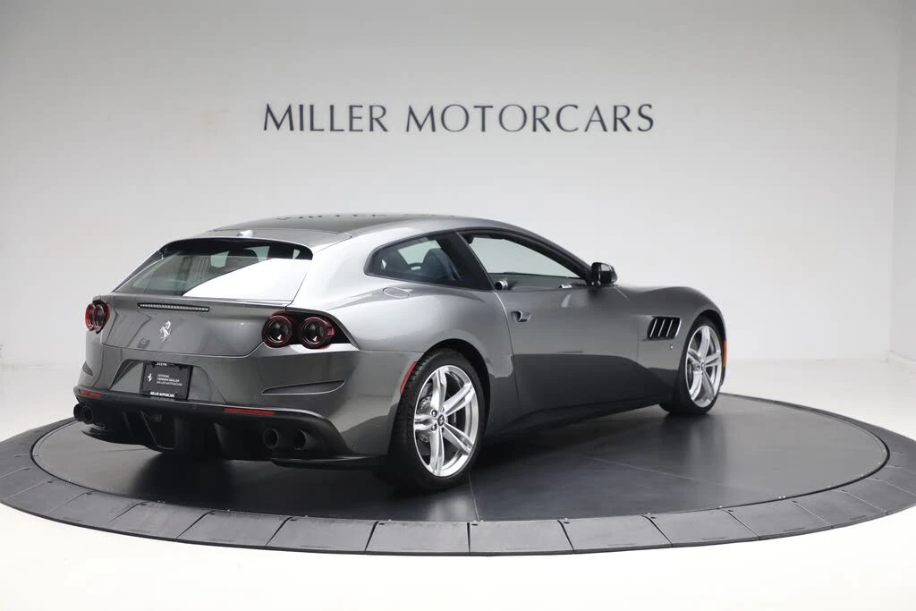 2019 Ferrari GTC4Lusso - Image 8 of 25