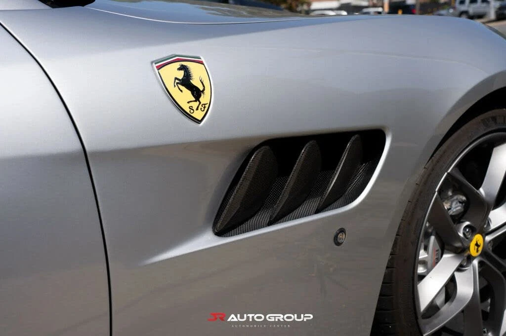 2019 Ferrari GTC4Lusso T - Image 8 of 22