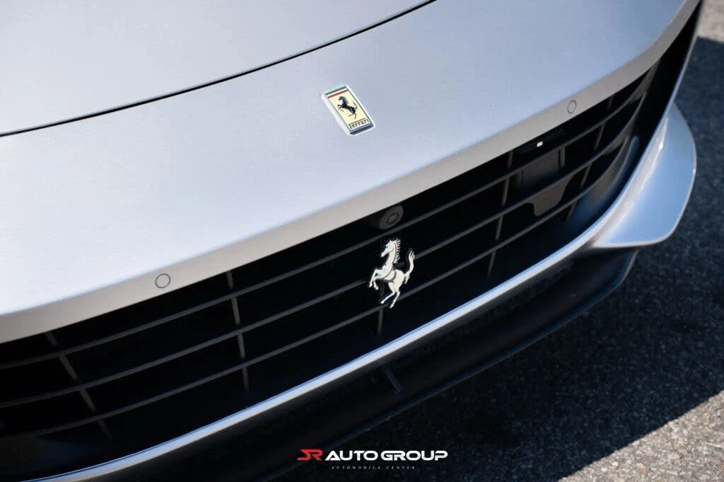 2019 Ferrari GTC4Lusso T - Image 9 of 22