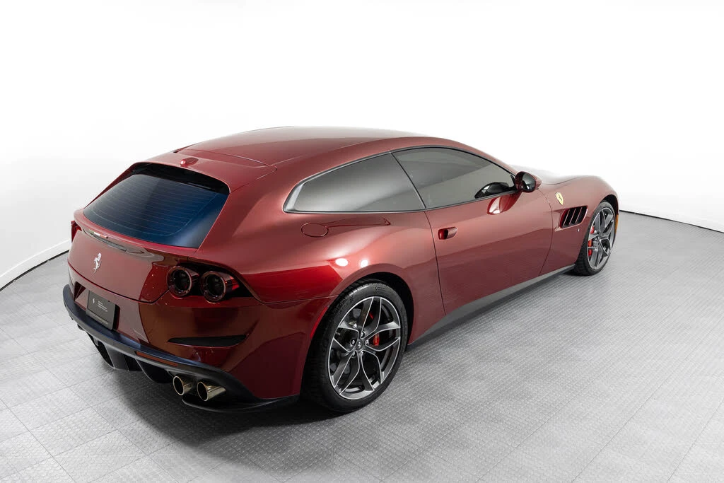 2019 Ferrari GTC4Lusso T - Image 2 of 31