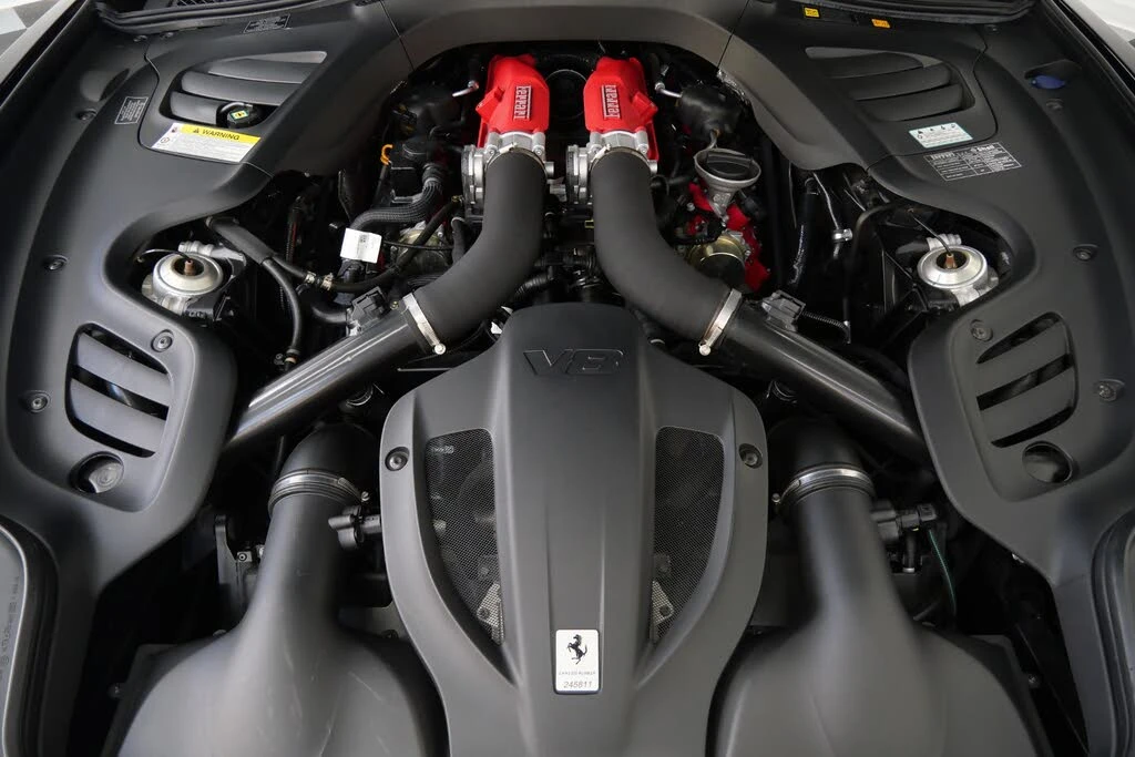 2019 Ferrari GTC4Lusso T - Image 12 of 31