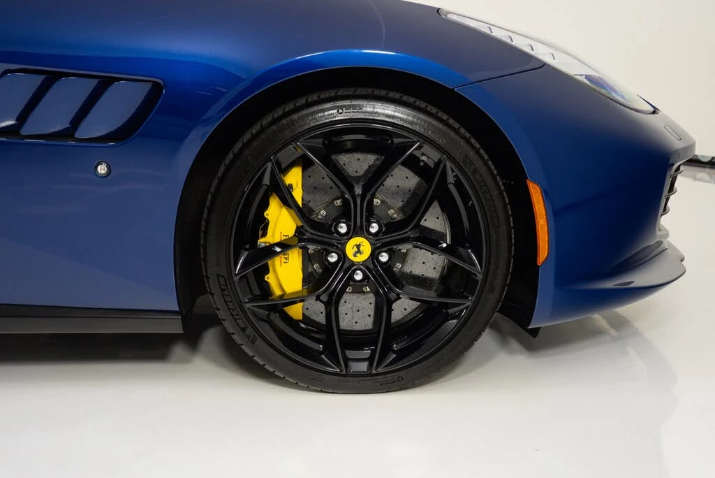 2019 Ferrari GTC4Lusso T - Image 14 of 31