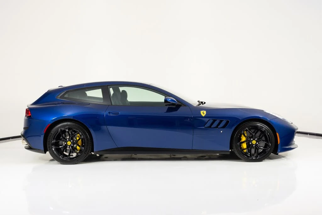 2019 Ferrari GTC4Lusso T - Image 2 of 31