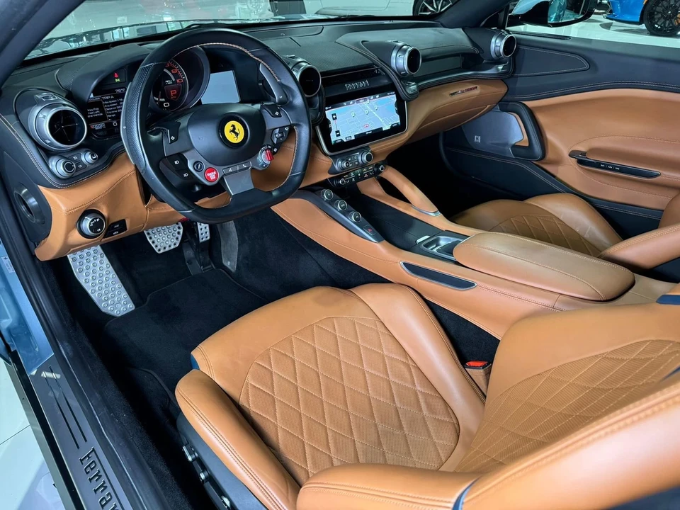 2019 Ferrari GTC4Lusso T - Image 8 of 12