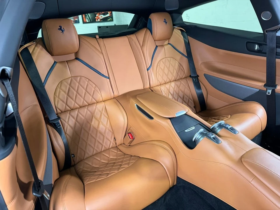 2019 Ferrari GTC4Lusso T - Image 11 of 12
