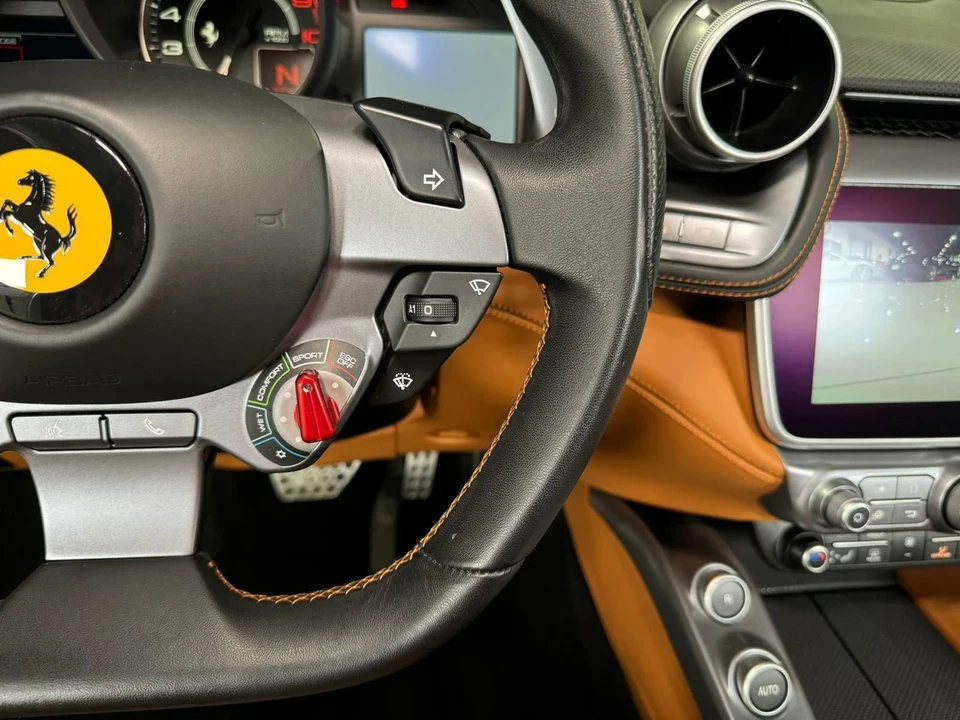 2019 Ferrari GTC4Lusso T - Image 19 of 21