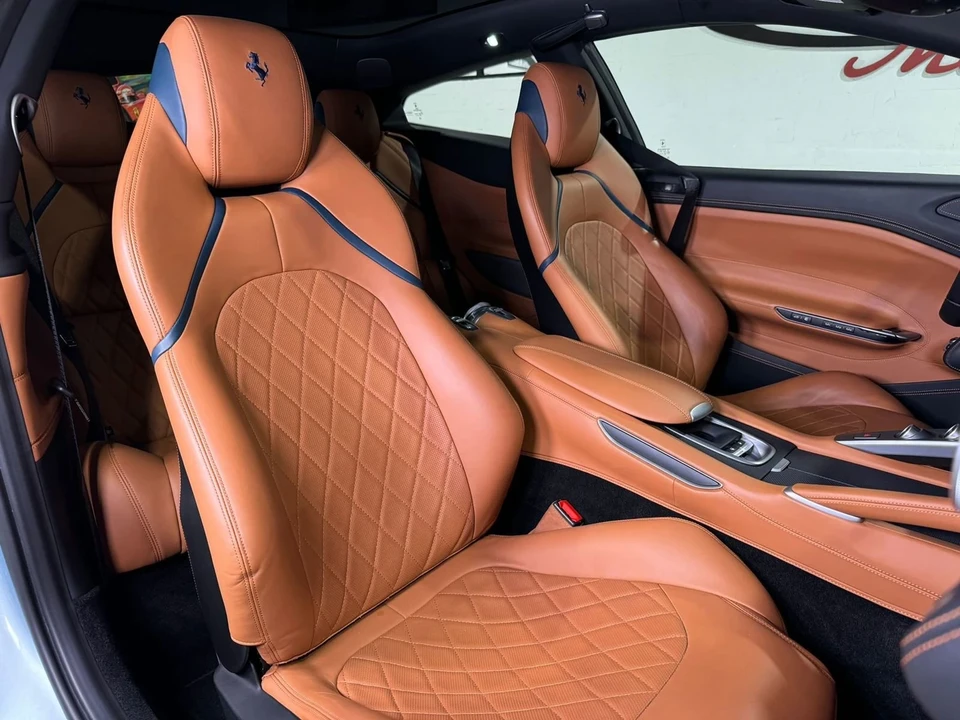 2019 Ferrari GTC4Lusso T - Image 13 of 21