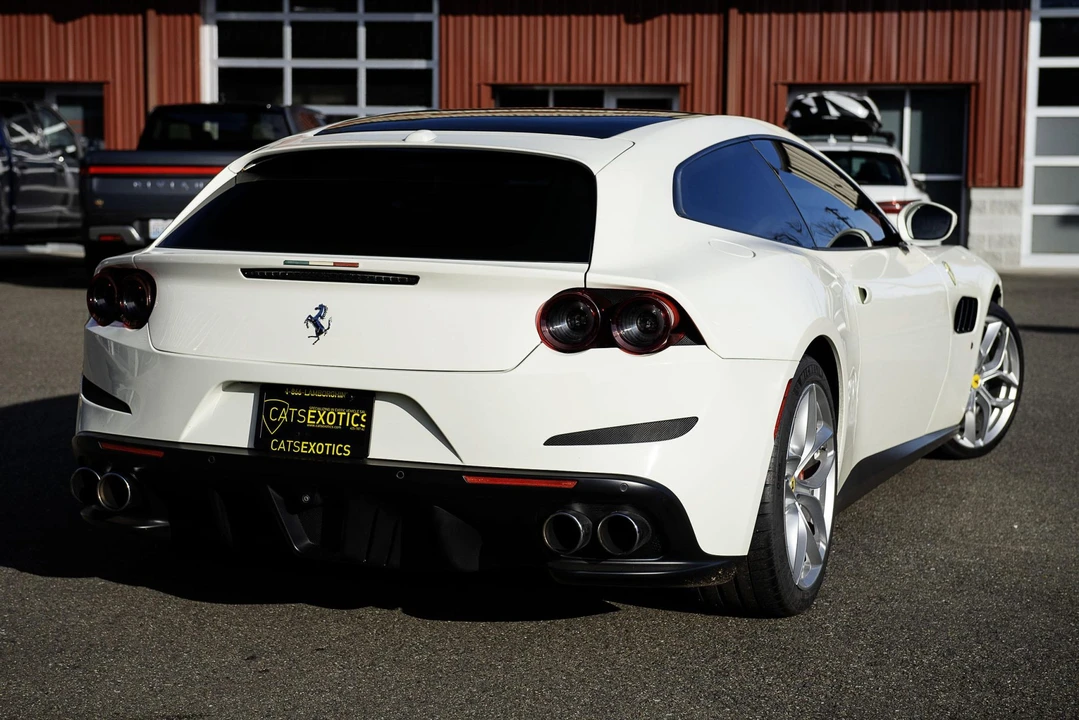 2019 Ferrari GTC4Lusso T - Image 9 of 31