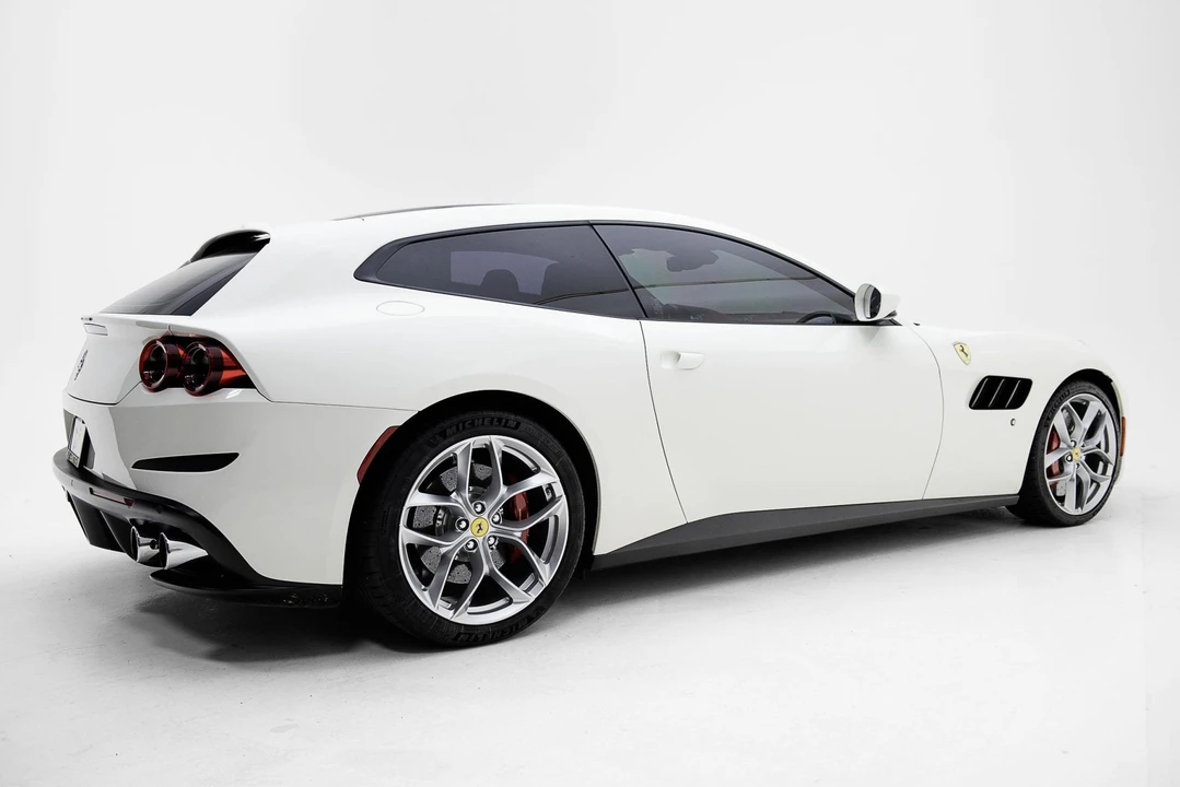 2019 Ferrari GTC4Lusso T - Image 30 of 31