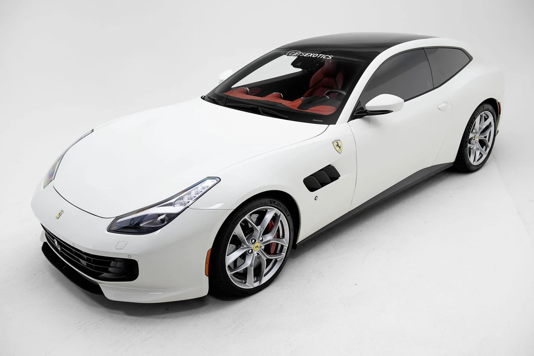 2019 Ferrari GTC4Lusso T - Image 25 of 31