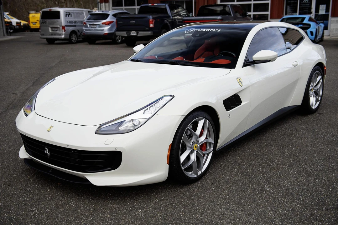 2019 Ferrari GTC4Lusso T - Image 16 of 31