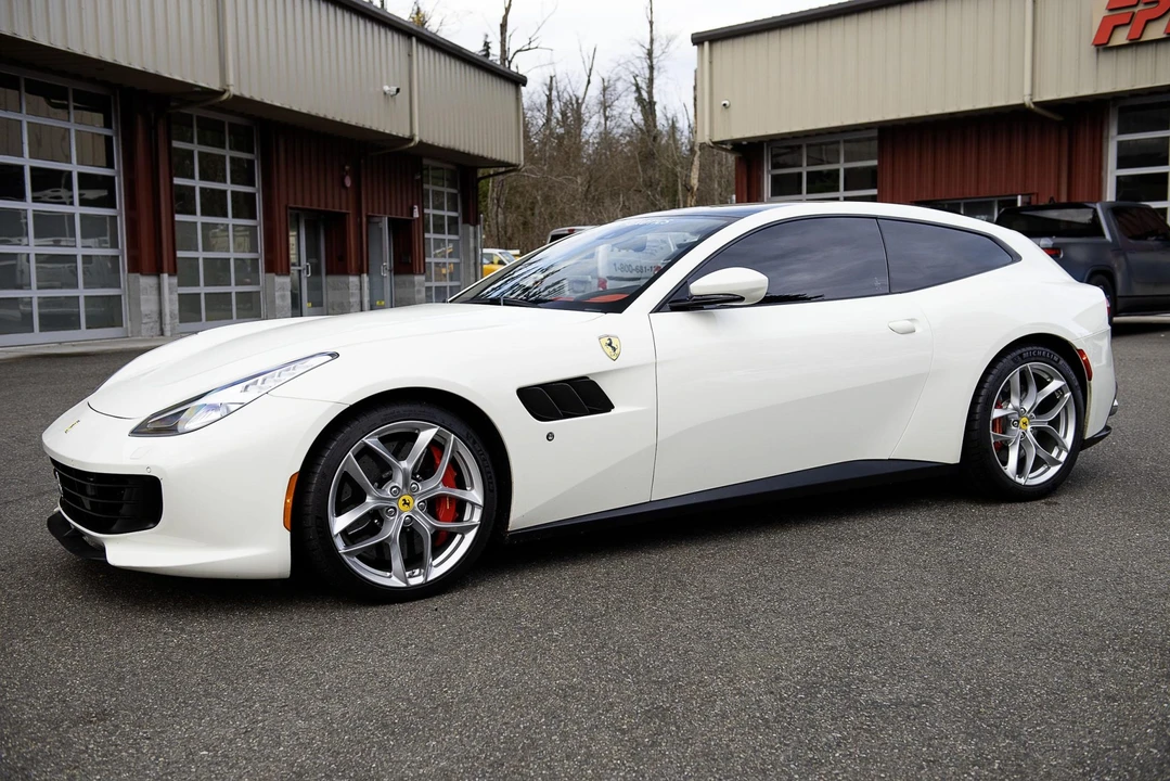 2019 Ferrari GTC4Lusso T - Image 15 of 31