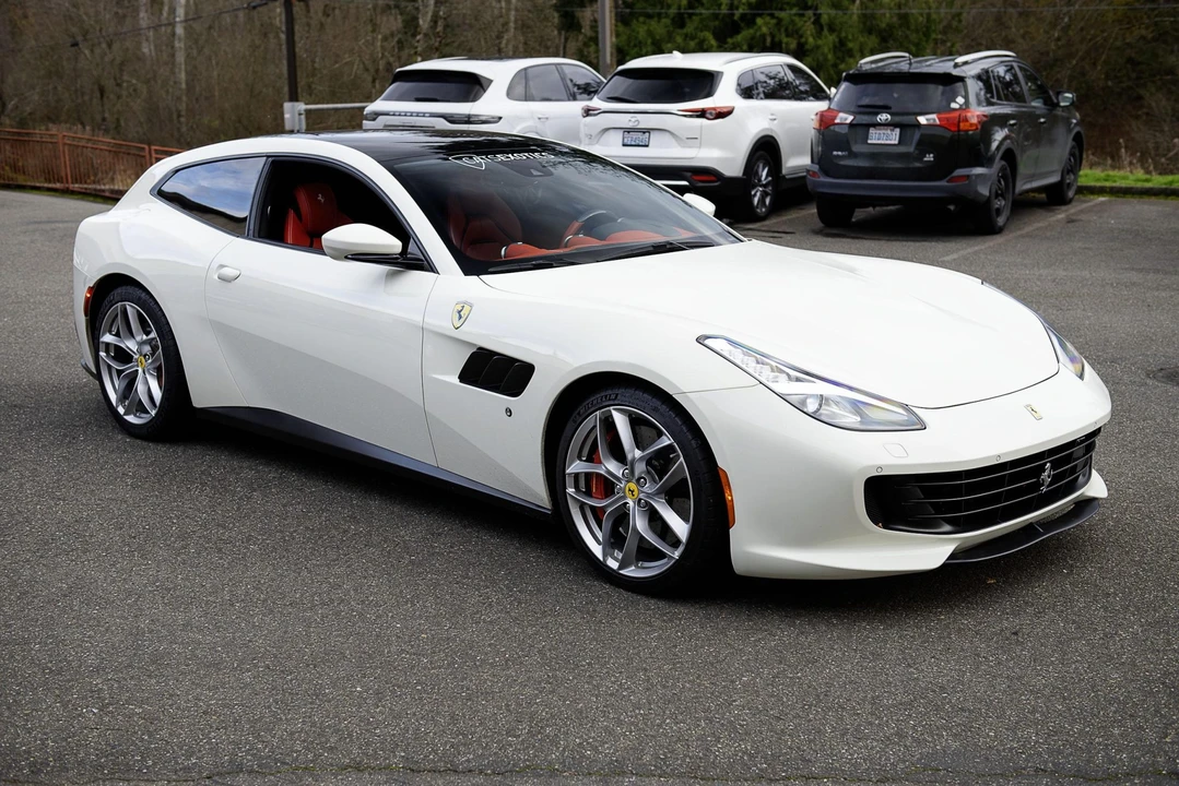 2019 Ferrari GTC4Lusso T - Image 18 of 31