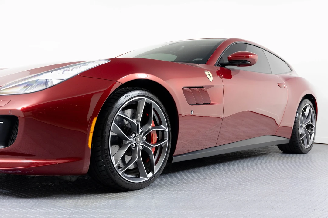 2019 Ferrari GTC4Lusso T - Image 15 of 31