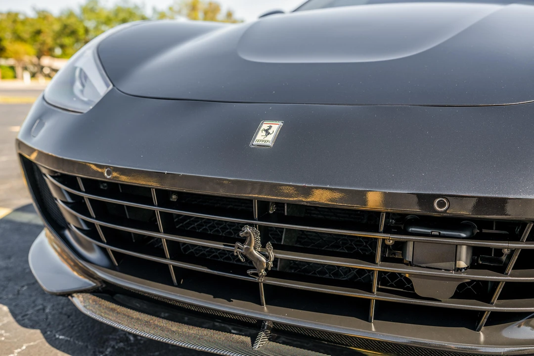 2019 Ferrari GTC4Lusso T - Image 16 of 31