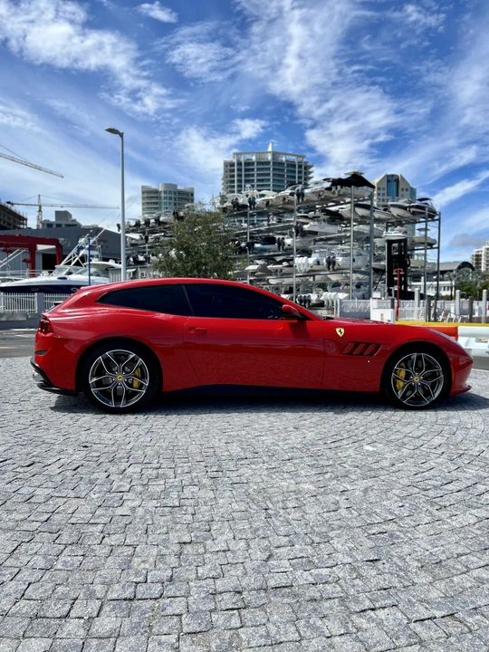2019 Ferrari GTC4Lusso T - Image 20 of 31