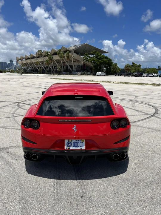 2019 Ferrari GTC4Lusso T - Image 11 of 31
