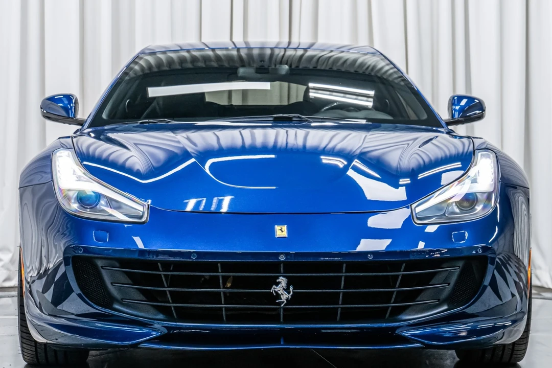 2019 Ferrari GTC4Lusso - Image 4 of 21